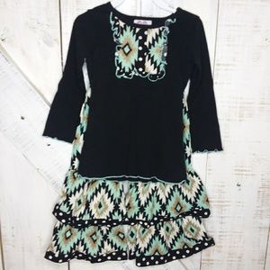 Girls 4/5T black Aztec print set